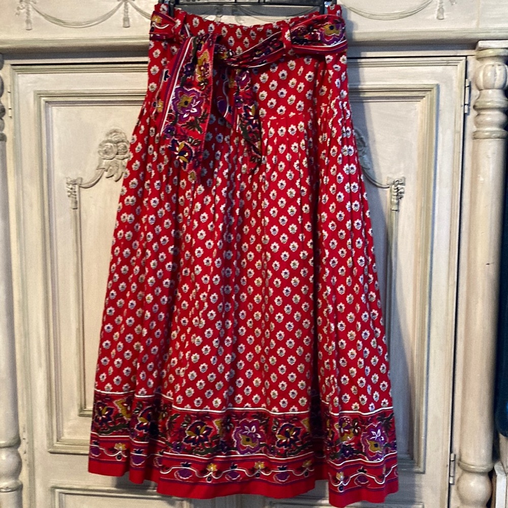 Chaus Sport Med Red Floral Drop Waisted Retro Vintage Skirt Elastic Waist